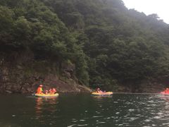 -安吉龙王山峡谷漂流