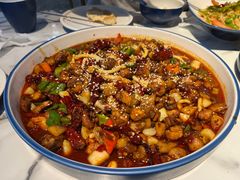 拜格里格辣子鸡-欧提汗·新疆餐厅·清真(银都路店)