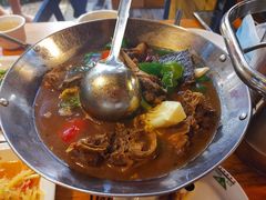 -临江餐馆二楼美食部落