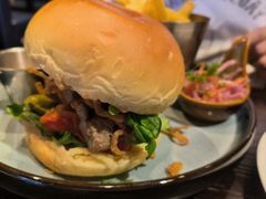 炙烤熟成肉眼牛排汉堡-blue frog蓝蛙(长泰广场店)