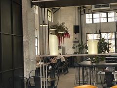 -锅炉咖啡·西餐·音乐酒厂