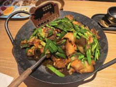 苕皮土猪回锅肉-川堂风·跷脚牛肉·乐山爆炒(宝山日月光店)