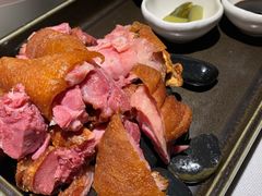 德式脆皮咸猪肘-旺顺阁鱼头泡饼(常营店)