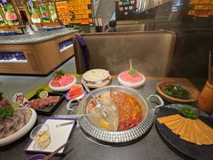-钱小奴海鲜自助黑金店(杭州滨江龙湖店)