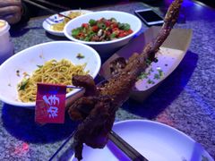 -蛙来哒(湖州东吴银泰百货店)