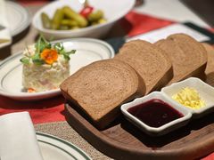 全麦面包蓝莓酱-塔道斯西餐厅(中央大街店)