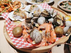 -日进一片海.生腌海鲜火锅.宵夜烧烤(三里屯总店)