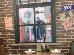 大堂-东口码头·烧鸽子·鱼头泡饼·地方菜(金鹰悦城店)