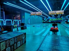 -世代星球·保龄球·镭战真人CS·团建(杨浦店)