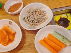 -喇喇排骨火锅·传统韩式脊骨汤(望京西园总店)