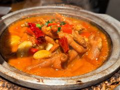 石锅芋儿鸡爪煲-乔街深夜食堂·小龙虾·高压锅生蚝(杭州总店)