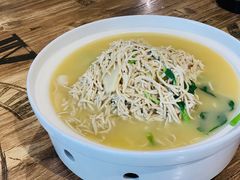 -香山湖家家宴(中山陵店)