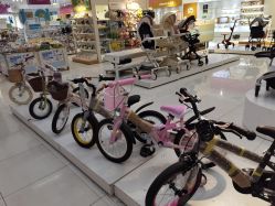 -孩子王童乐园(资阳万达店)