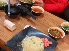 -万记麻辣烫国展总店