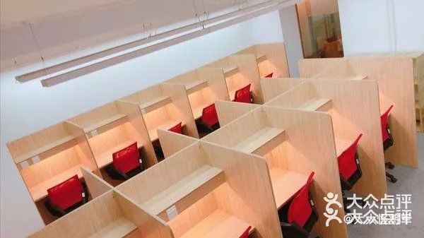 时不我待自习室，遇见更充实的自己