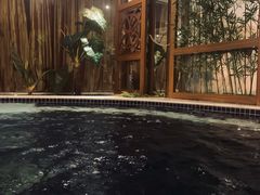 -鸿泰洋美食水会(东门中店)