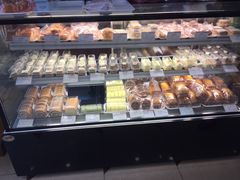 -红宝石·鲜奶小方·海派西点房(南丹店)