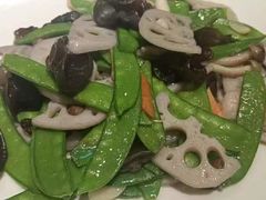 -快乐老家三鲜饺子东北菜(南六中路店)