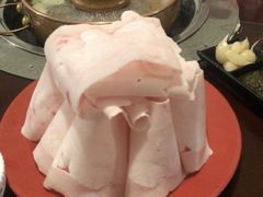 -洞庭洲·防空洞火锅·铜锅涮肉·烧烤(新百广场店)