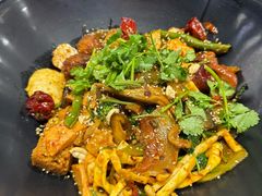 -醉人椒麻辣香锅(王府井喜悦店)