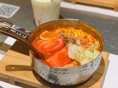 肥牛炼番茄米线-火山屋台(新街口店)