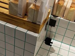 -Dough&Joe团憩(瑞虹天地月亮湾店)