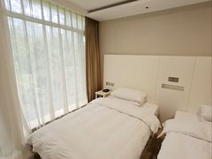 -上海怡沁园度假酒店