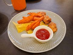 -théATRE茶聚场·餐厅(环球金融中心店)