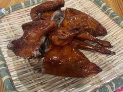 金牌烧乳鸽-鸽皇农庄(长湴店)