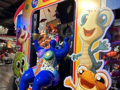 -四海一家自助餐(益田假日广场店)