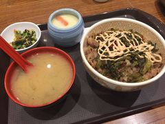 蛋黄酱高菜牛丼饭-食其家·牛丼咖喱(大悦城店)
