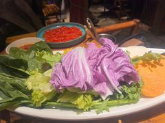 -老牌坊云南鱼豆花火锅(爱建店)