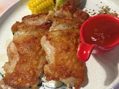 -樱花里音乐餐吧·牛扒椰子鸡(东圃店)