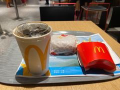 -麦当劳(中山公园龙之梦店)