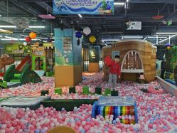 -万达宝贝王(乌鲁木齐德汇店)