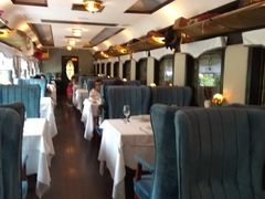 靠窗位-火车头法国西餐厅