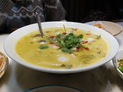 老坛酸菜鱼-大城小院饭店(博隆广场虹桥店)