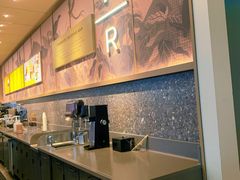 -星巴克臻选(周浦万达店)