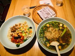 -味绝西面