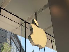 -Apple零售店(华贸购物中心店)
