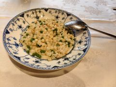 -品悦酒店(三林古镇店)