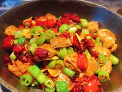 鹅卵石爆肥肠-老板恋上鱼(恒隆广场店)