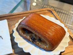 -VERIE BAKEHOUSE