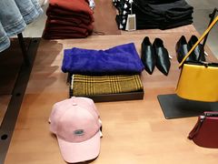 -URBAN REVIVO(西安Momopark店)