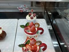-花花卷卷·鲜食蛋糕(静安久光百货店)