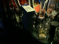 -欧米亚派对酒吧(绵阳店)