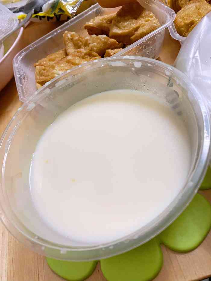 潮汕传统夜豆浆-"味道还可以,外卖销量也挺高,就是巷子里面.