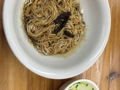 -上海特色小笼店(铁岭路90弄小区店)