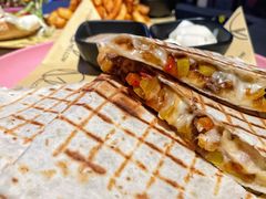 墨西哥牛肉芝士饼-云顶·精酿空间