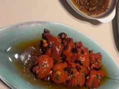 -八府香鸭·啫啫煲(华山路店)